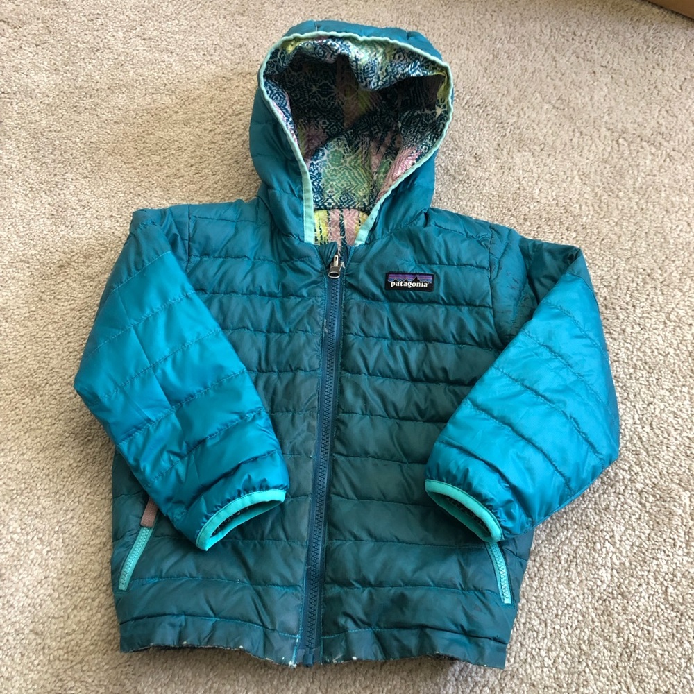 Patagonia reversible down sweater hoody (3T)